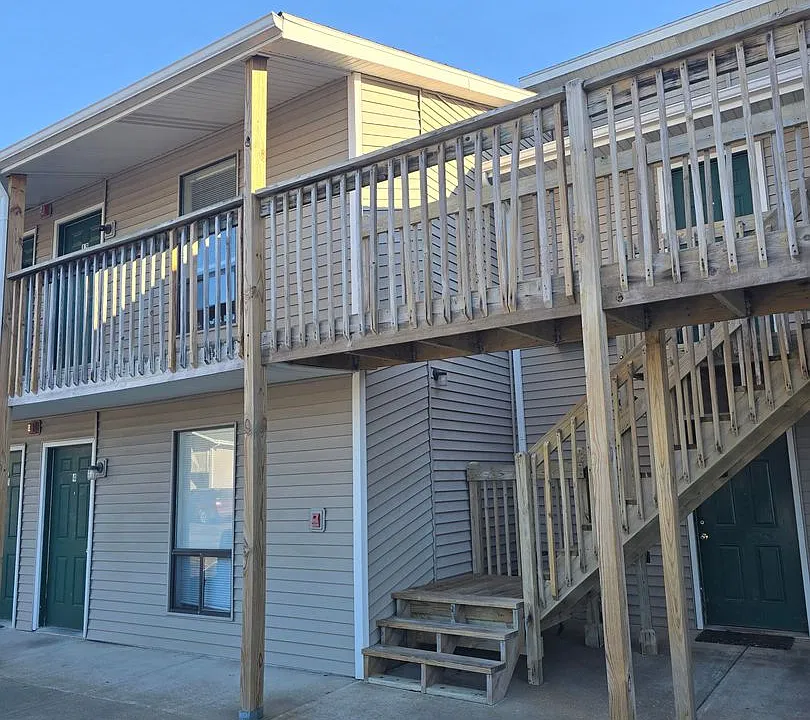 858 Highway D #1