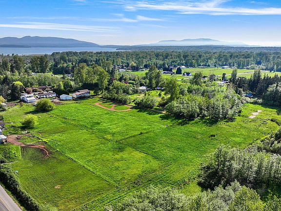 2nd image of 4167 Jones Lane