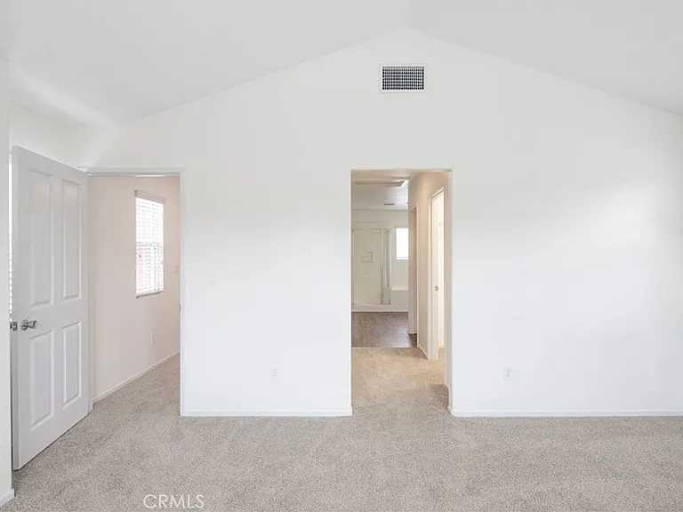 1425 Crown Cir — Photo 39