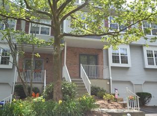 7 Birch Ter, Mount Arlington, NJ 07856