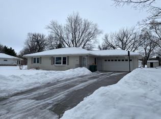 108 Regency Rd, Le Sueur, MN 56058