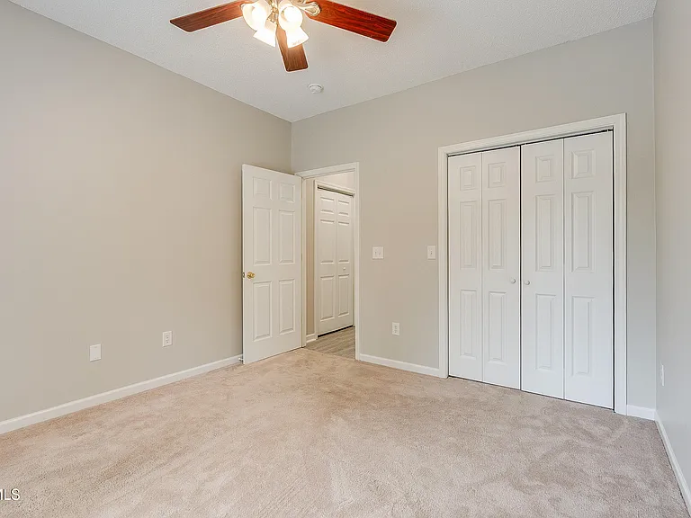 176 S Austin Springs Rd #9 — Photo 18