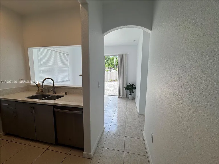 23703 SW 110th Pl #23703 — Photo 12