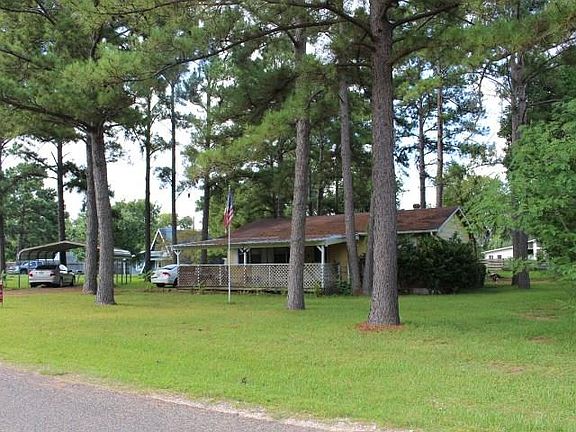 2nd image of 435 Davenport Dr