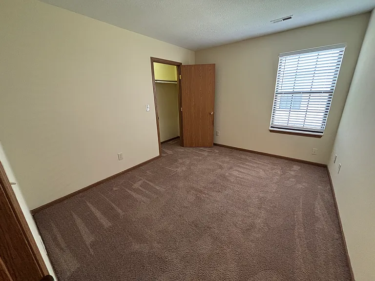 2381 Brown Rd — Photo 12