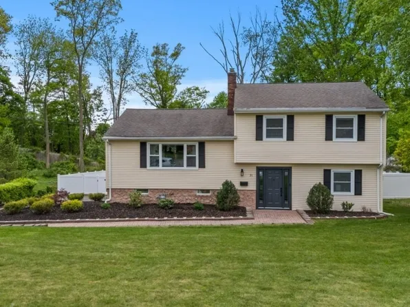 31 Robin Hood Rd, Parsippany-Troy Hills Twp., NJ 07950