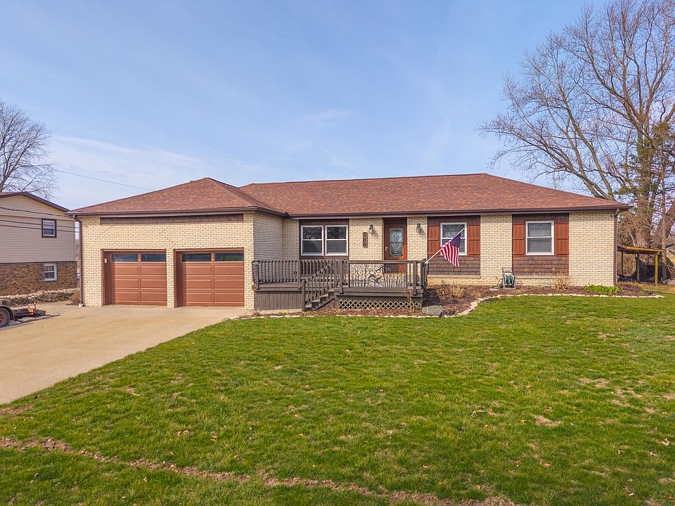 1st image of 205 N Crestview Dr