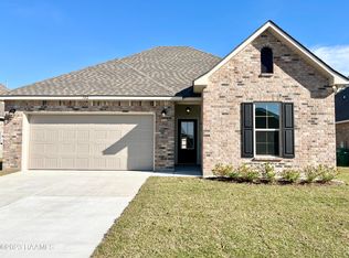102 Tenor St, Youngsville, LA 70592