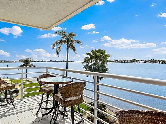 3rd image of 6093 Bahia Del Mar Cir APT 373
