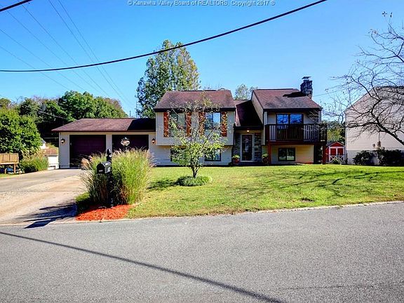 3rd image of 102 Judith Dr
