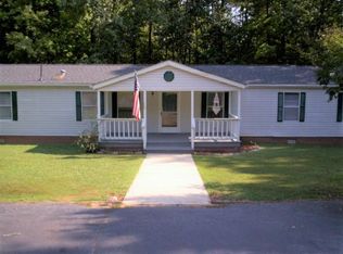14 Fox Hound Ct, Bracey, VA 23919