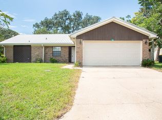 244 Live Oak Ln NW, Fort Walton Beach, FL 32548