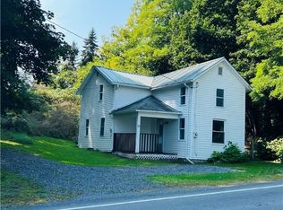 80 Pre Emption Rd, Penn Yan, NY 14527
