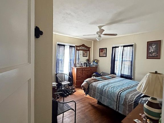 4th image of 612 Thomas Rd
