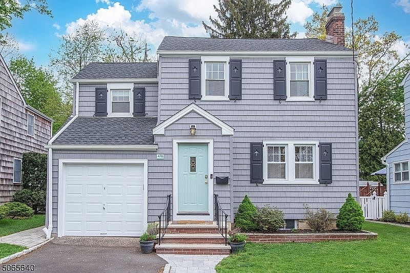 1st image of 478 Essex Ave