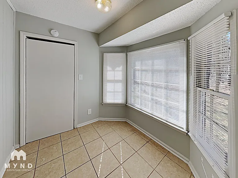 121 Chip Pl — Photo 9