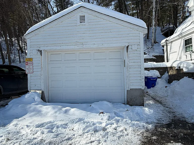 408 Front St — Photo 14