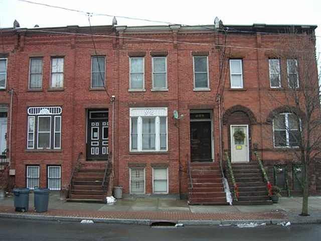 2nd image of 239 N Pearl St