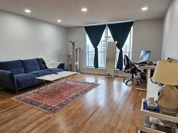 11307 99th Ave NW #906, Edmonton, AB T5K 0H2