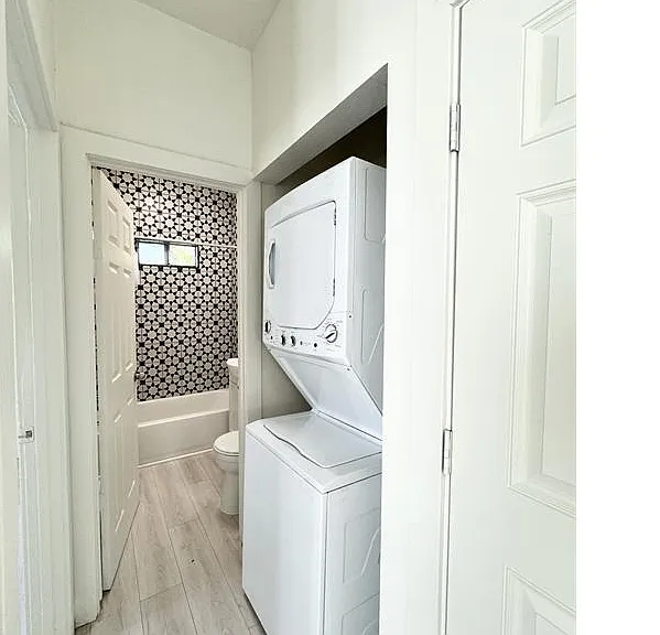 304 Patton St #A — Photo 4