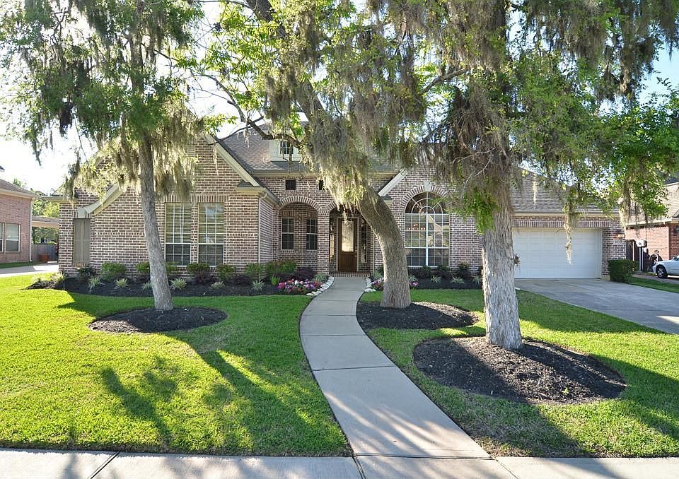 1st image of 1615 Hill Spring Dr