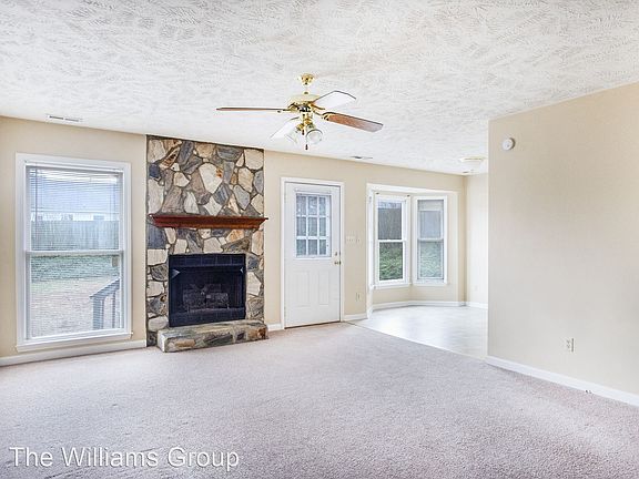 4th image of 4913 Tangerine Dr