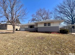 2037 N Ohio Ave, Davenport, IA