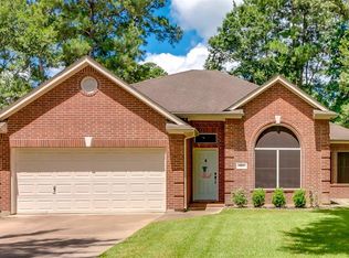 923 Garrett Dr, Magnolia, TX 77354