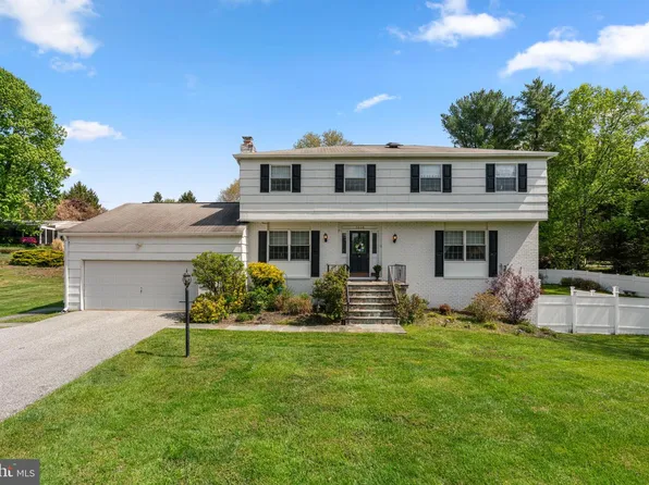 5008 Lake Cir W, Columbia, MD 21044