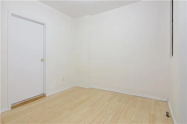 Sold by Century 21 Metropolitan | media 1