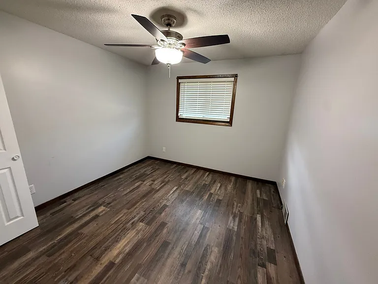 789 E Grove St #2 — Photo 6