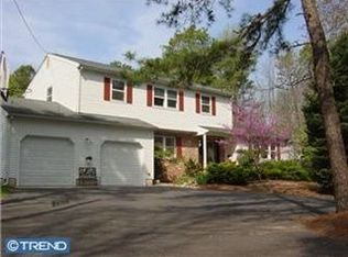 24 Oakwood Dr, Medford, NJ 08055