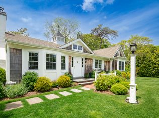 21 Whitney Rd, Sag Harbor, NY 11963