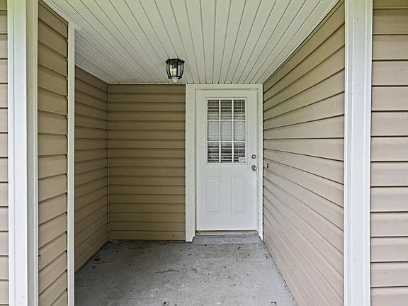 5th image of 8404 Forest Ridge Dr