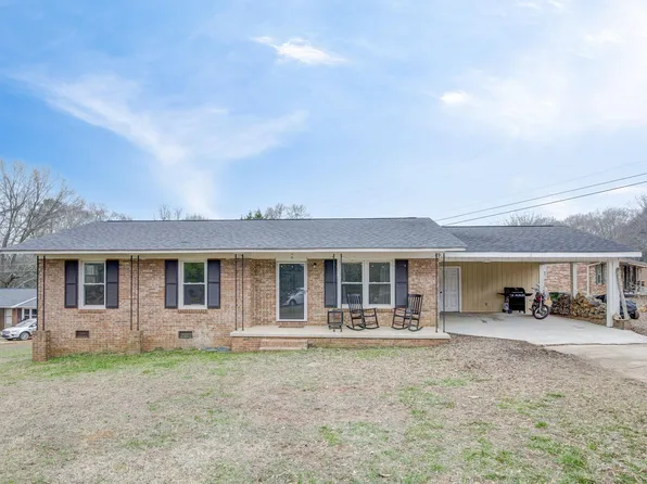 31 Randall St, Williamston, SC 29697