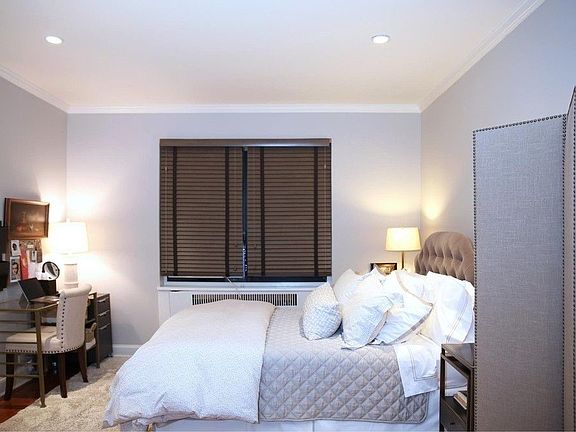 3rd image of 225 E 74th St APT 3D