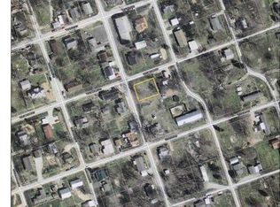 302 S 16th St, Petersburg, IN 47567