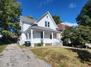 3522 Cass St, Omaha, NE 68131