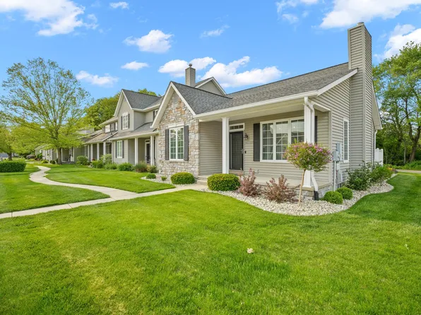 1420 Peachtree Ln, Mishawaka, IN 46545