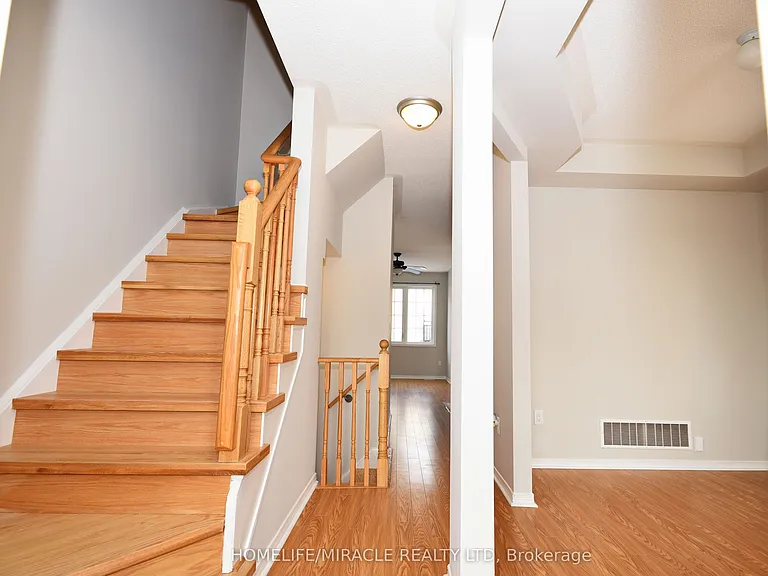 112 McBride Ave — Photo 4
