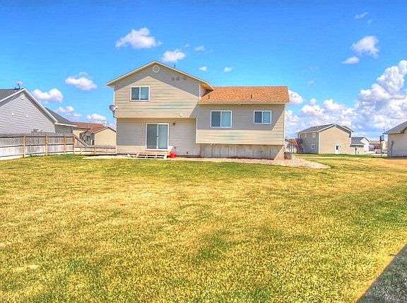 4th image of 2180 S High Desert Dr