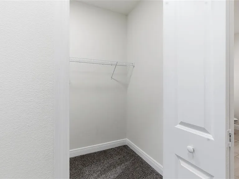3944 Watson Dr — Photo 30
