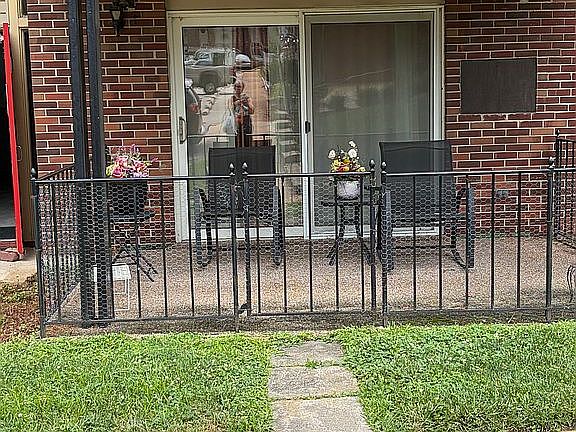 2nd image of 10011 Echoridge Ln APT D
