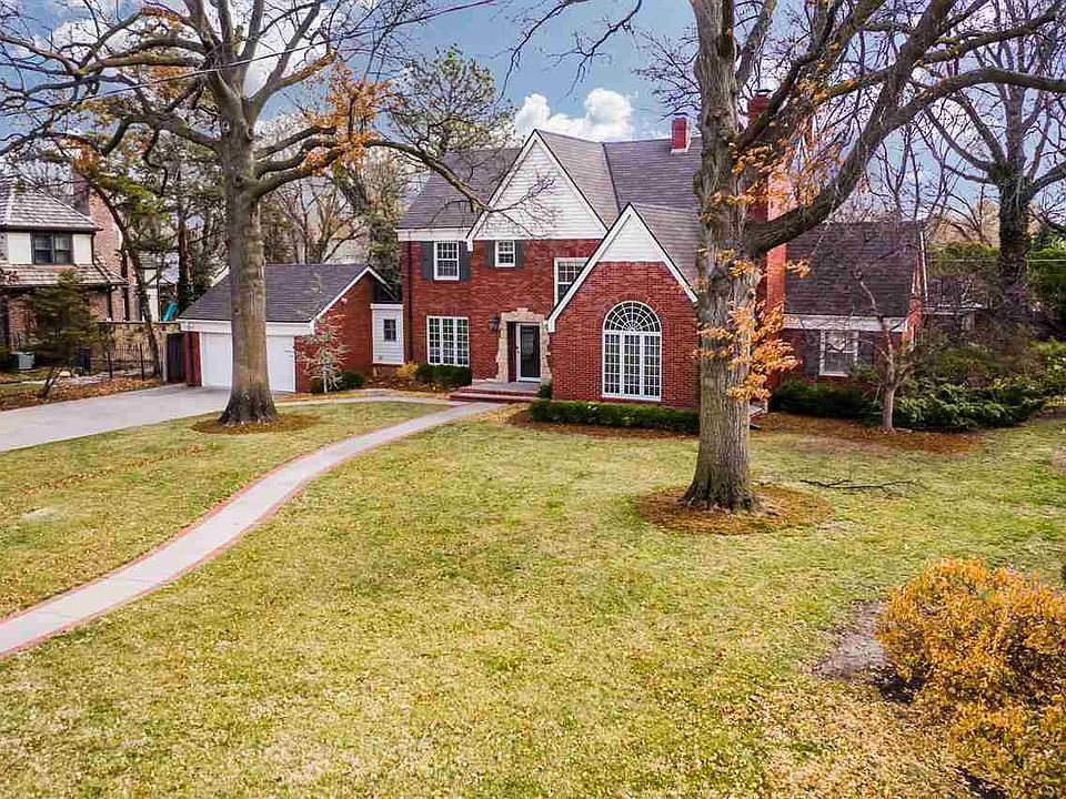 6 N Saint James Pl, Eastborough, KS 67206 Zillow