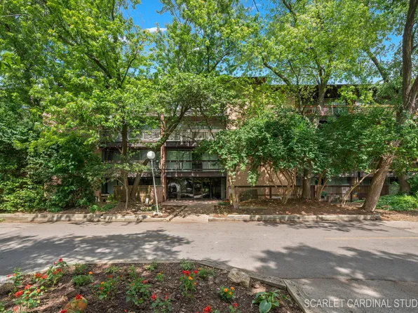 5500 Hillcrest Ln APT 3L, Lisle, IL 60532