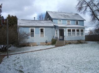 627 Duncan Ave, Cheboygan, MI 49721