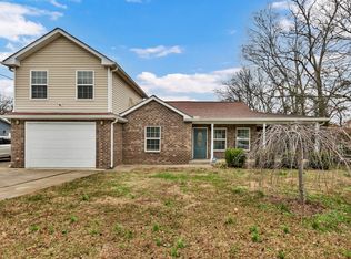 420 Thompkins Ln, Clarksville, TN 37043