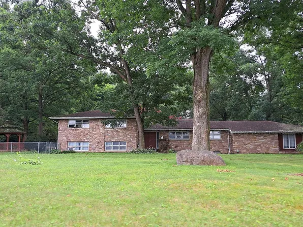 141 Chestnut St, Kulpmont, PA 17834