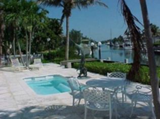 1220 Coury Dr, Key Colony Beach, FL 33051
