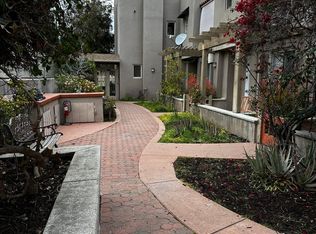 448 S Oak Knoll Ave UNIT 5, Pasadena, CA 91101